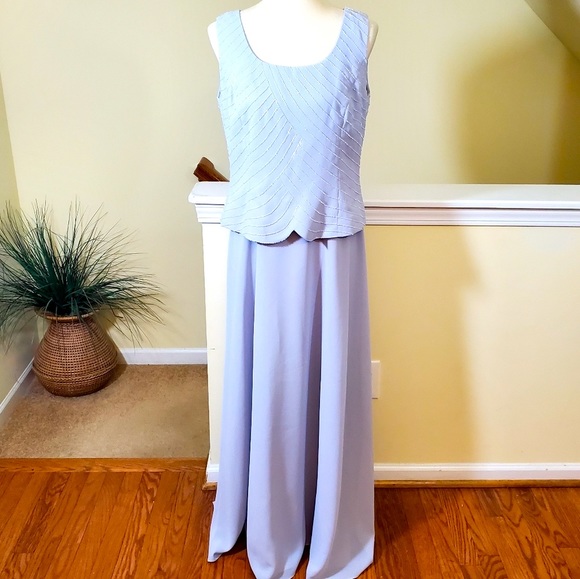 Karen Miller Embellished Formal Dress - Picture 6 of 16